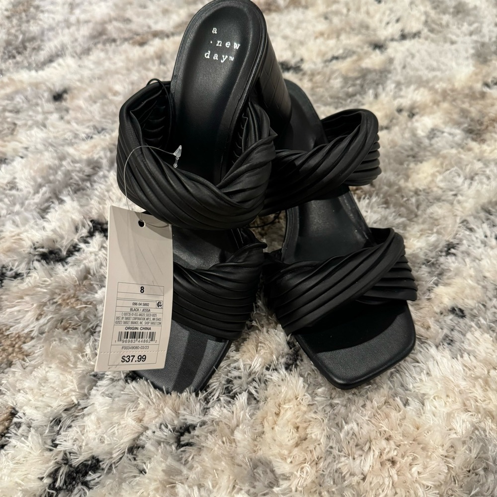 Black heels/sandals size 8